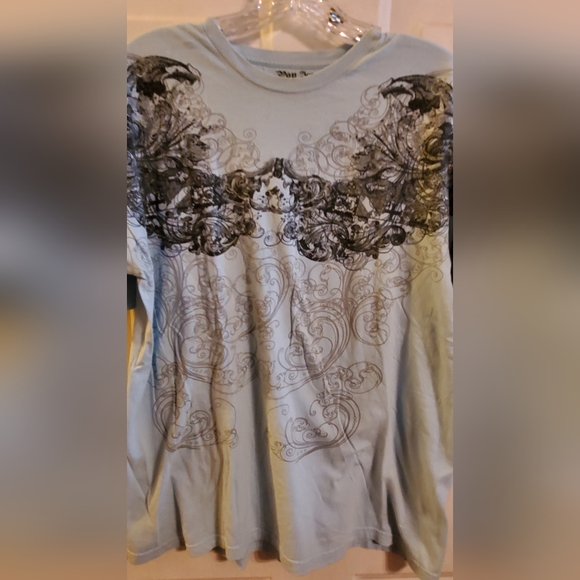 Pop Icon Graphic Tee, Mens size large - Picture 3 of 4